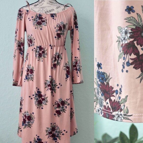 First Love Off-Shoulder Pink Floral Dress in S - Picture 1 of 6
